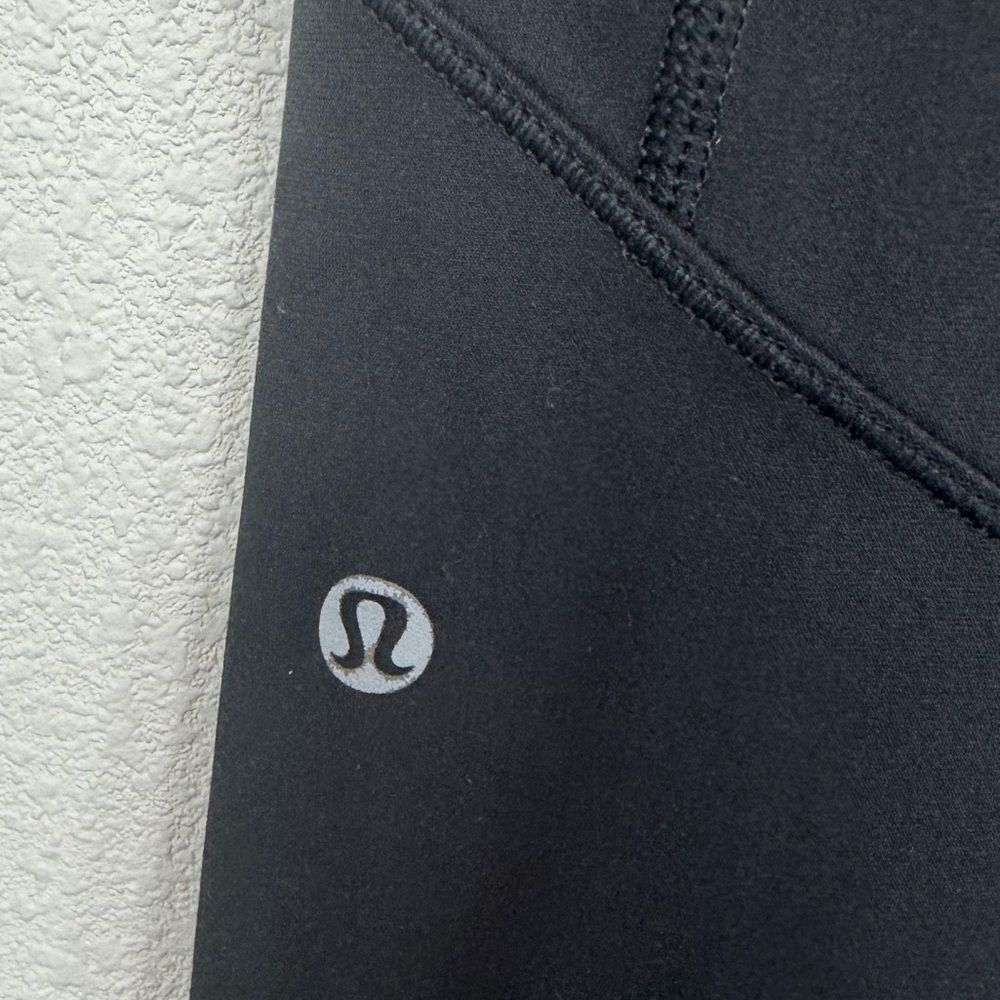 Lululemon mid rise Speed Up Leggings in black sz 6 - Picture 6 of 7